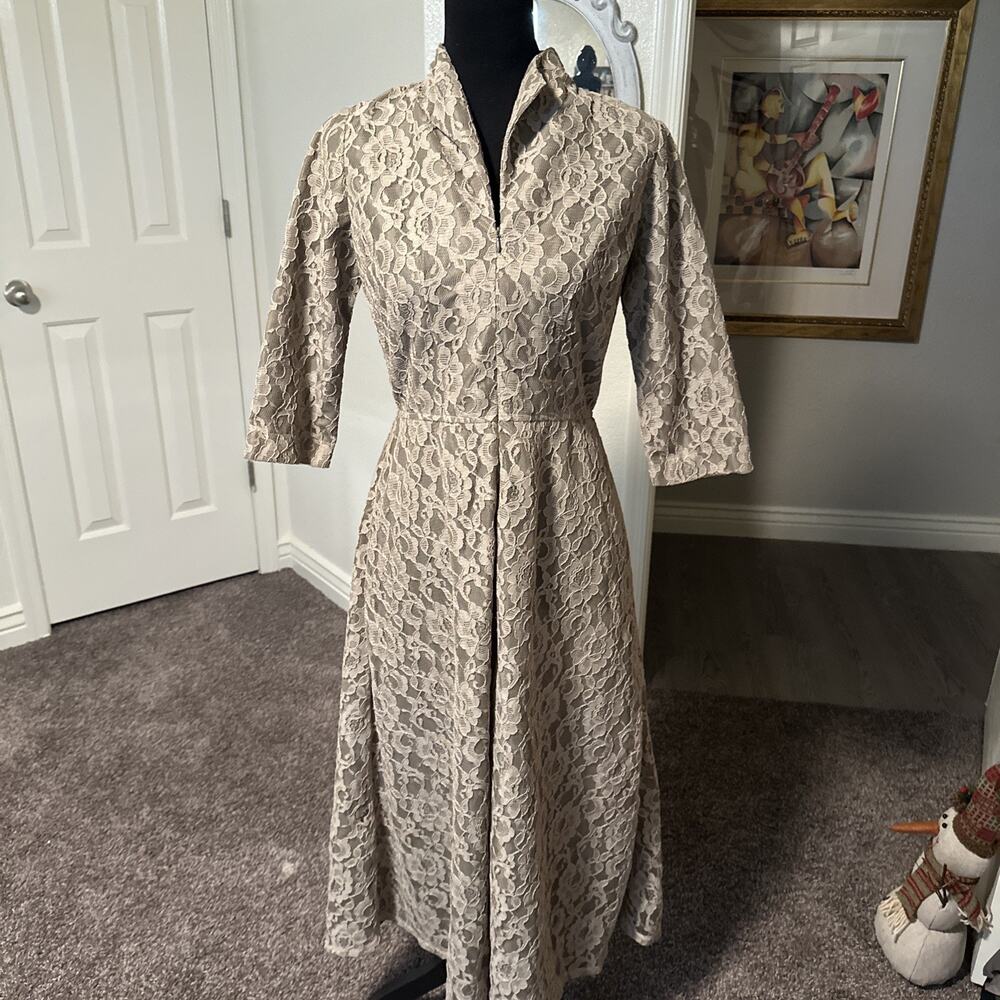 Jill Anderson Lace Tan Dress Lined Size Small Vintage Inspired